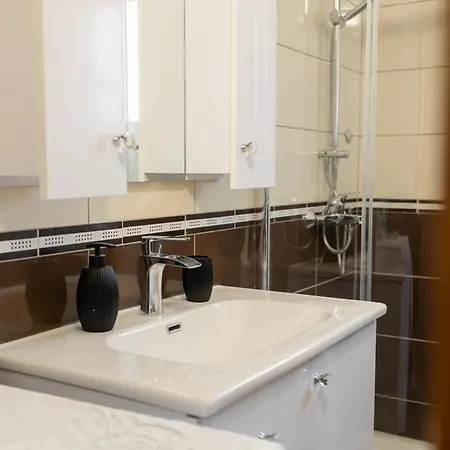 Apartment Nathalies Vlorë