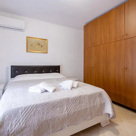 Apartment Nathalies Vlorë