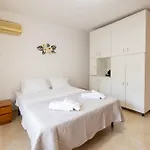 Nathalies Апартаменты *